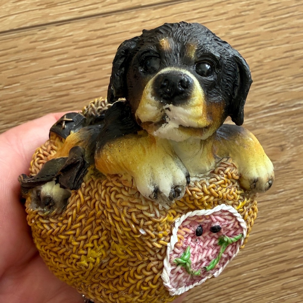 Vintage Rottweiler Puppy in Woven Basket Resin Figurine Dog Collectible 2.5in